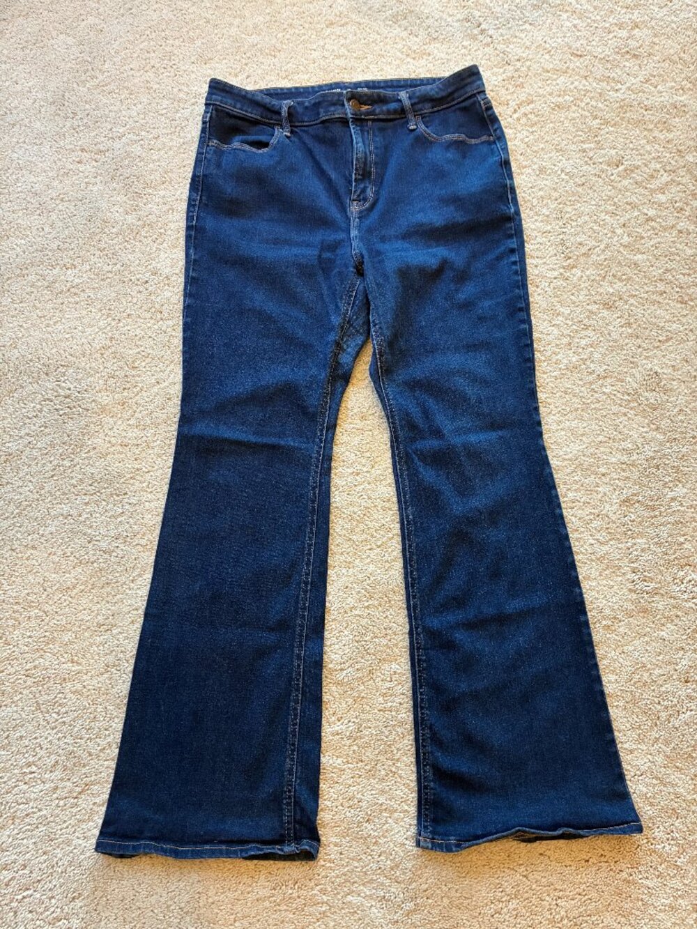 Old Navy Women's High-Rise Flare Dark Wash Jeans Pants
